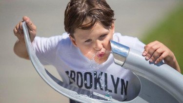Drinking fountain