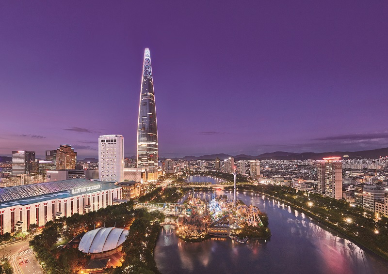 'Seokchon Lake Lotte World Tower